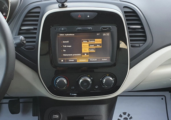 Renault Captur cena 44900 przebieg: 141387, rok produkcji 2018 z Warszawa małe 352